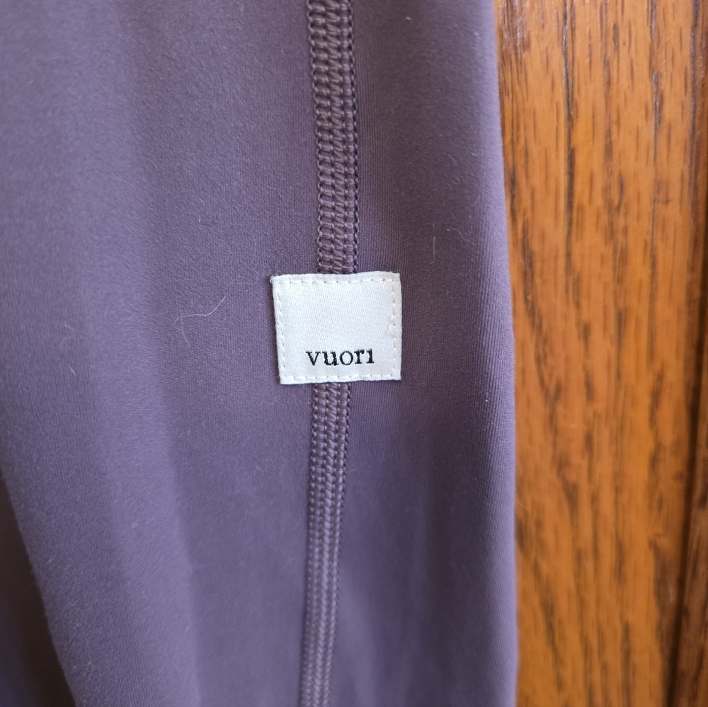 Vuori Daily Leggings Purple Size L - Picture 3 of 4